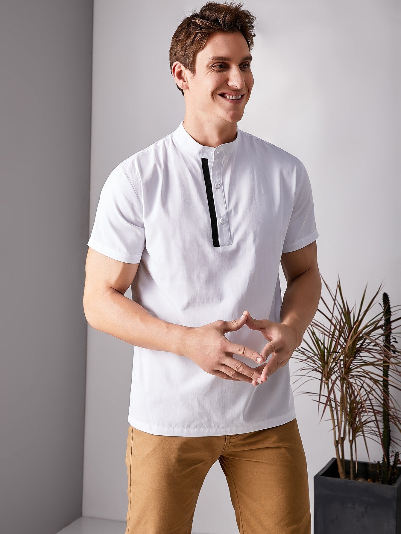 Men Stand Collar Contrast Tape Half Placket Shirt