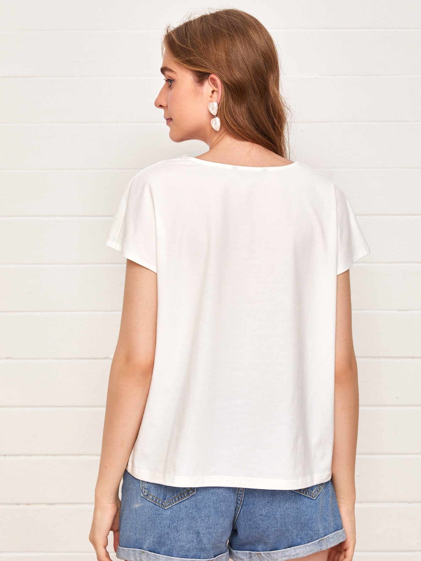 Eyelash Lace Trim Batwing Sleeve Tee