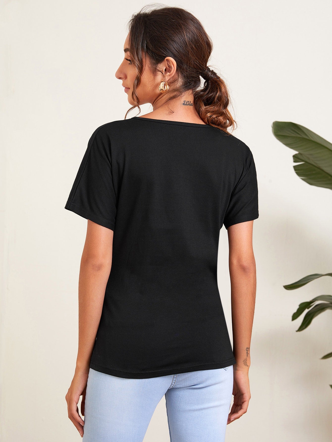 Solid Twist Front Asymmetrical Tee