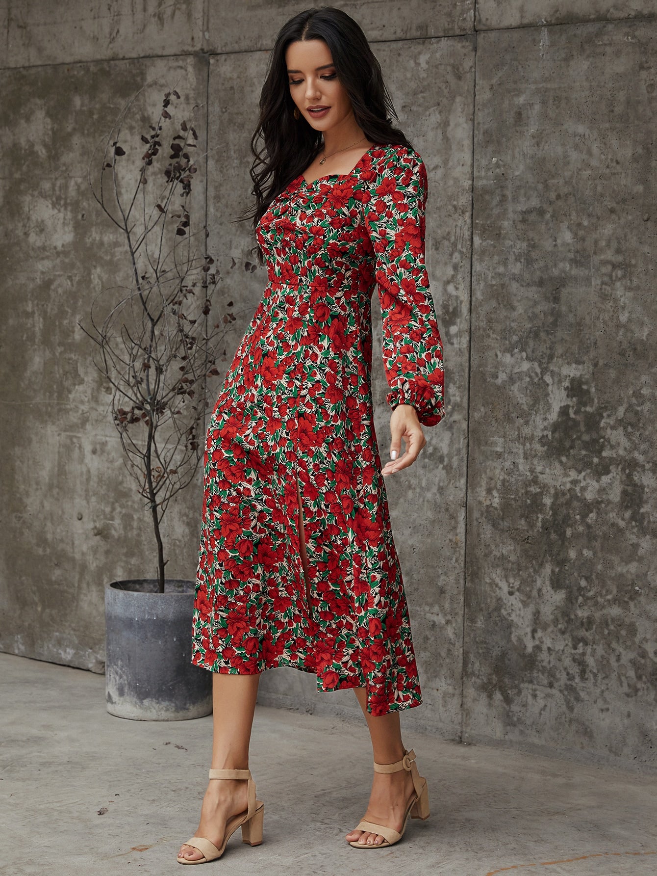 Allover Floral Print Sweetheart Neck Split Thigh Dress