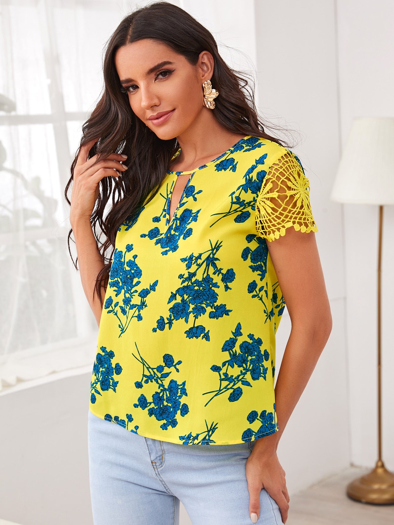Keyhole Neck Guipure Lace Sleeve Floral Top