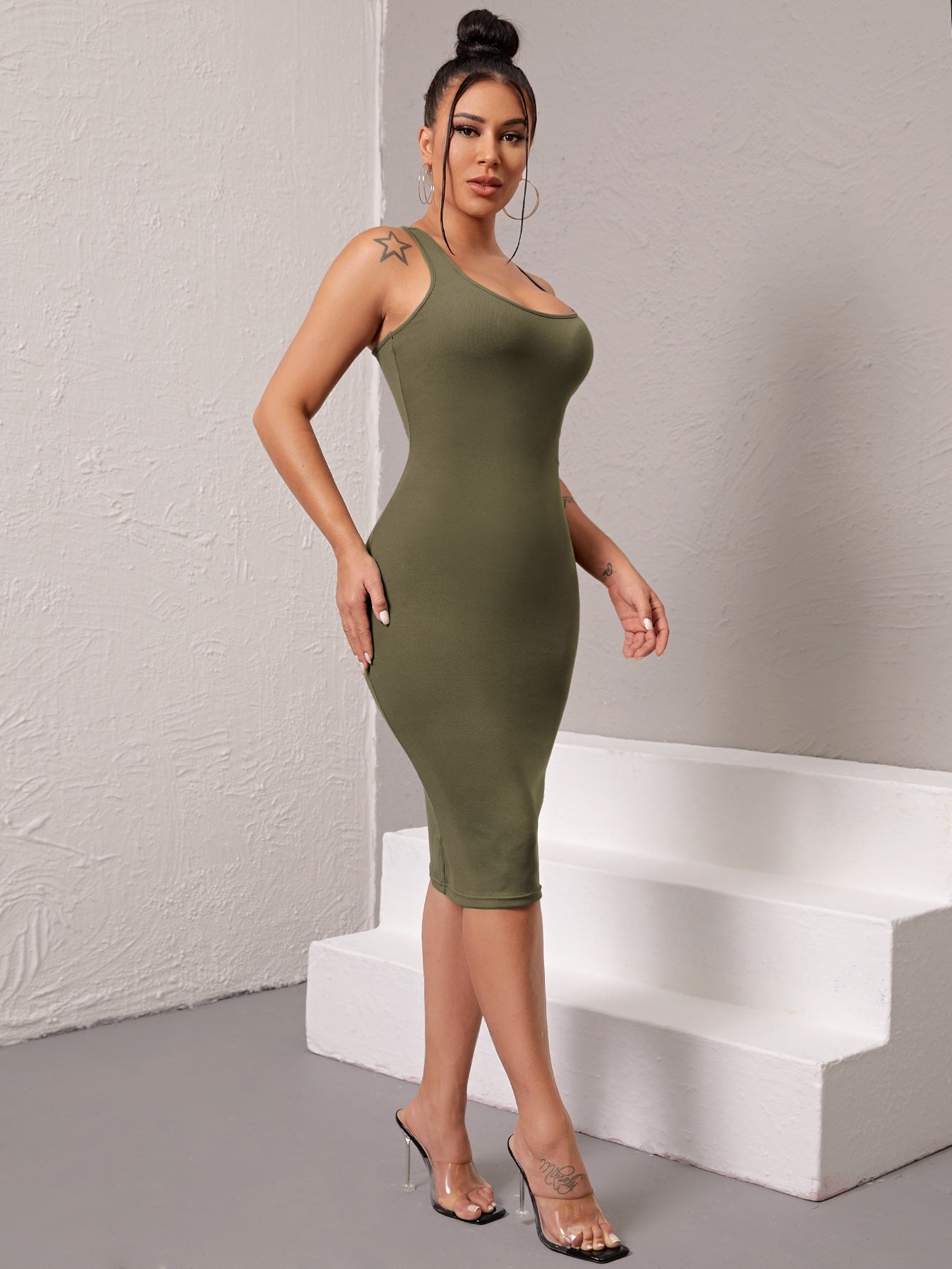 Scoop Neck Bodycon Dress
