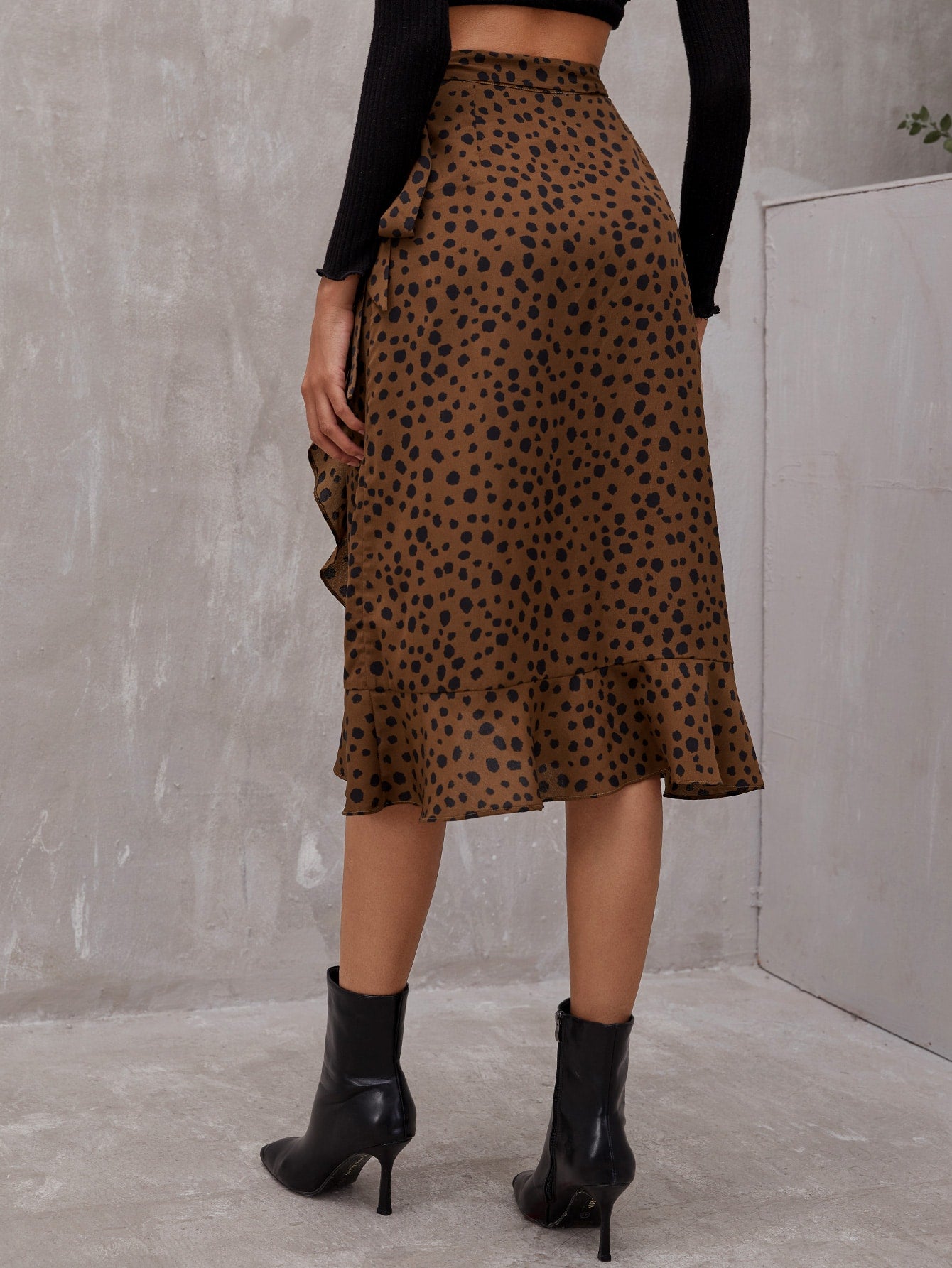 Allover Print Ruffle Hem Wrap Skirt