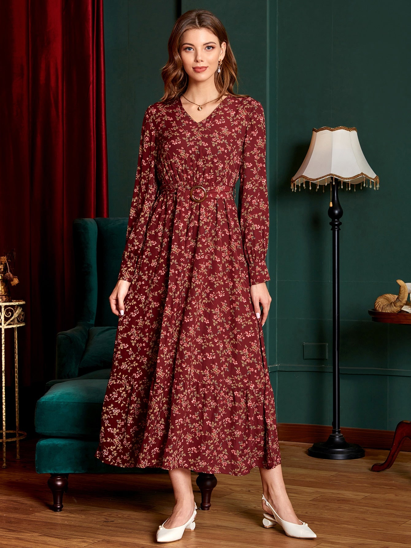 Ditsy Floral O-Ring Belted Dress