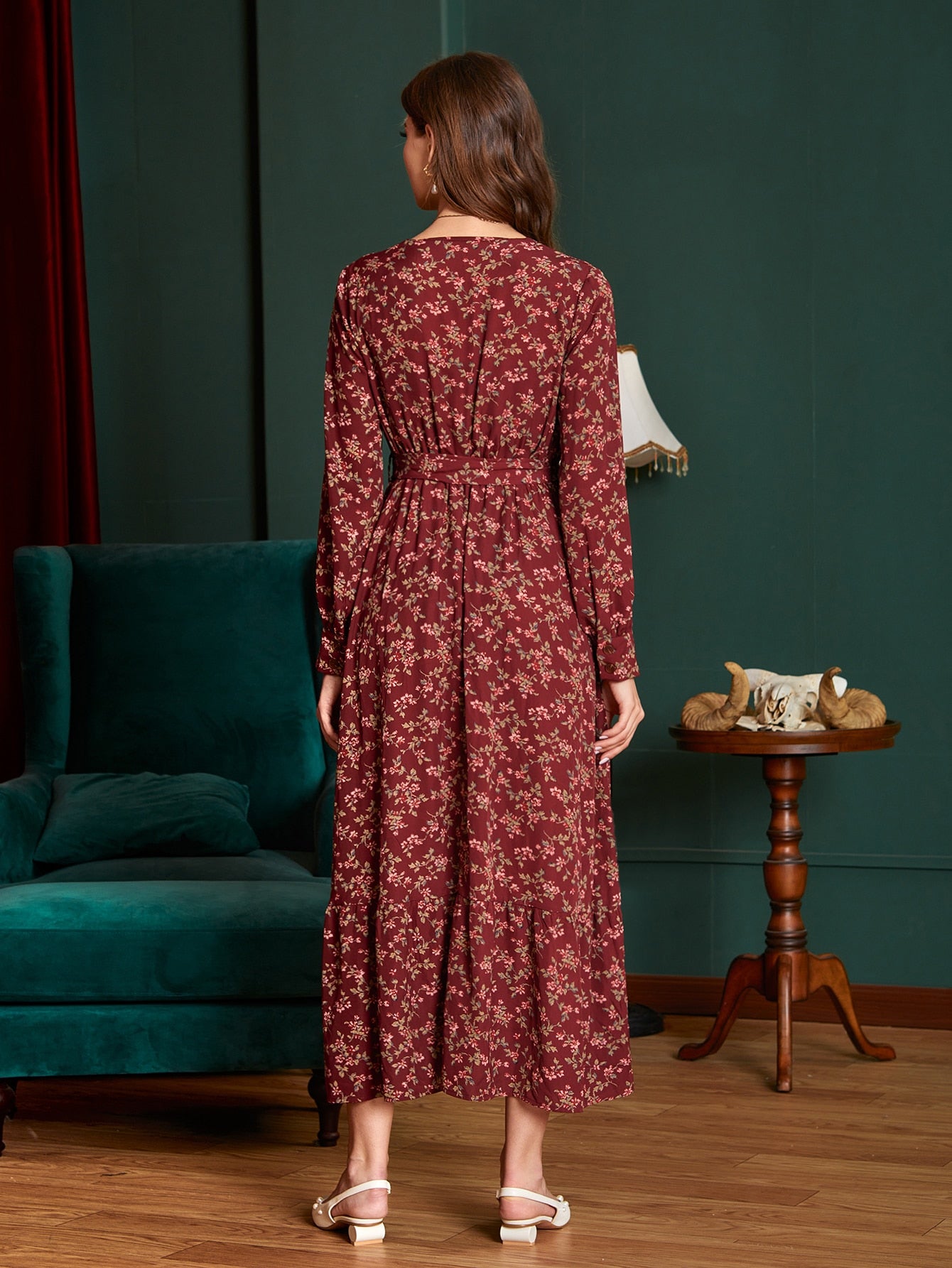 Ditsy Floral O-Ring Belted Dress