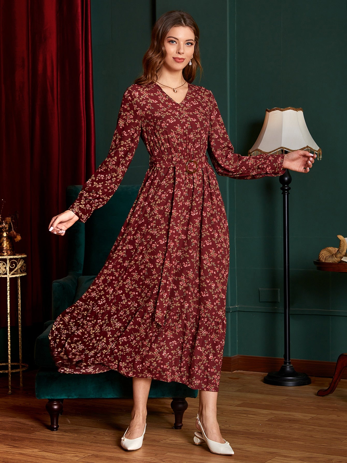 Ditsy Floral O-Ring Belted Dress
