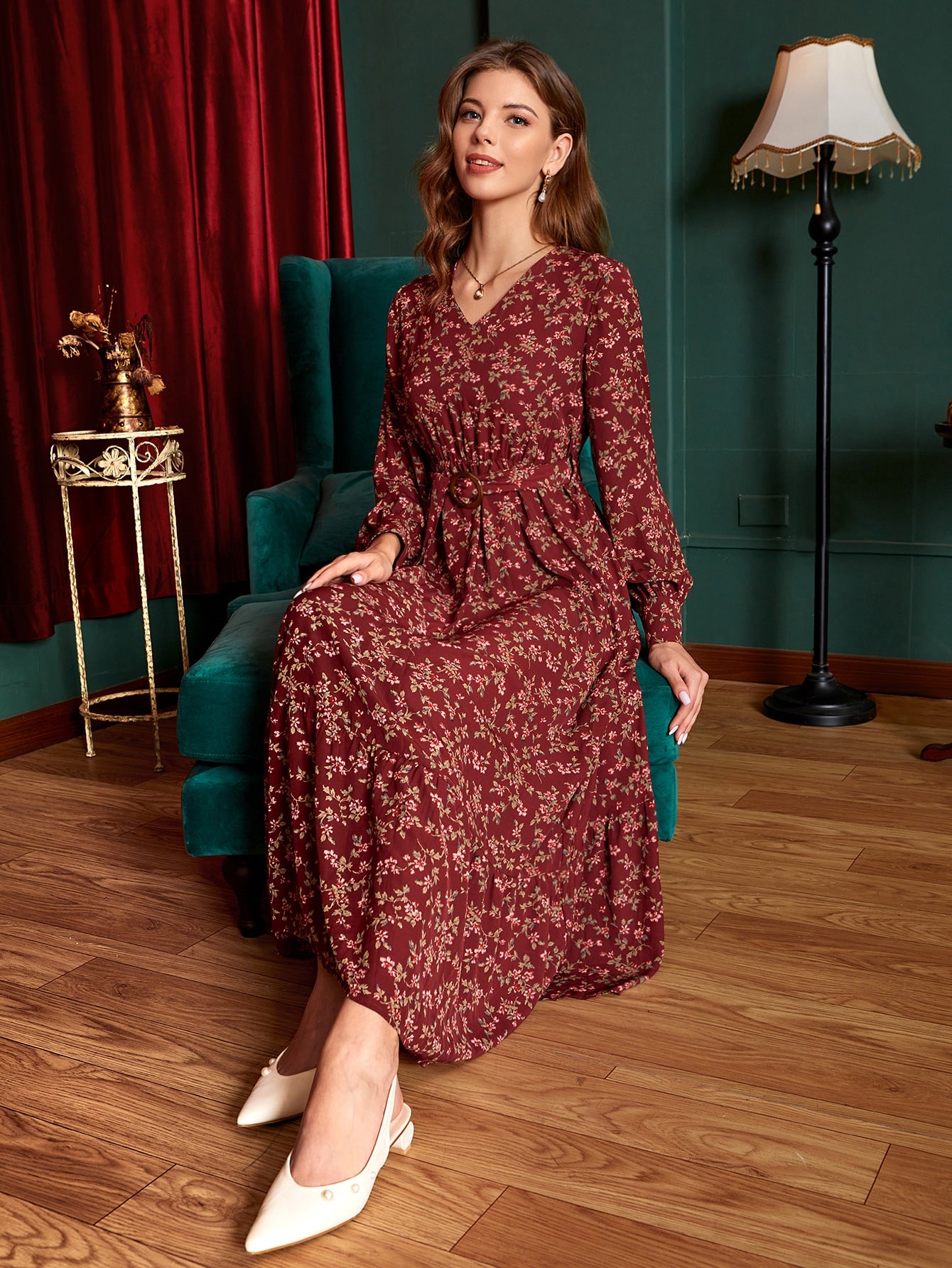 Ditsy Floral O-Ring Belted Dress