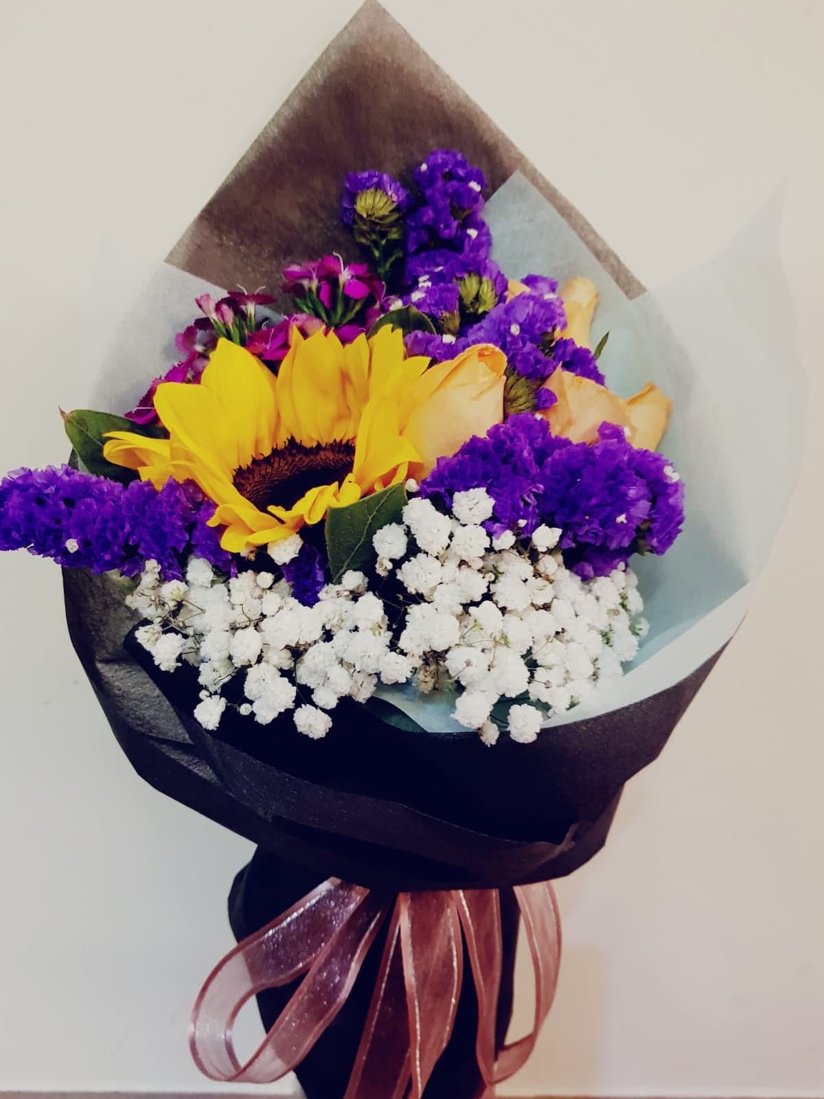 1 Stalk Sunflower With Small Stalks | Amy's Cart Singapore