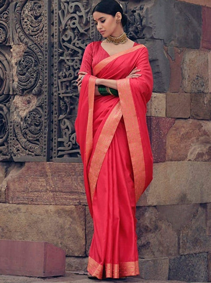 Women's Banarasi Silk Saree With Blouse Piece