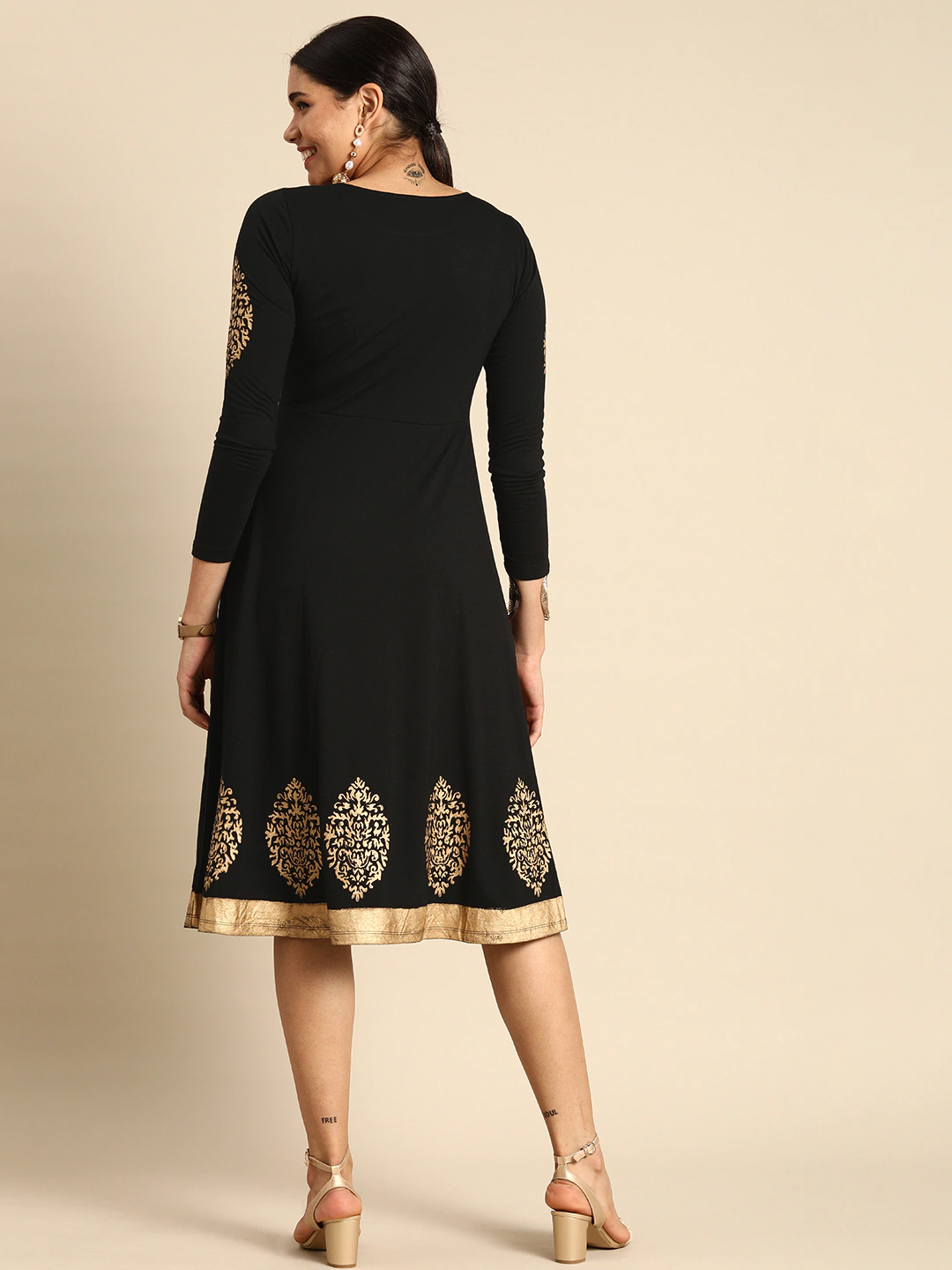 Black Floral Fit & Flare Knitted Dress