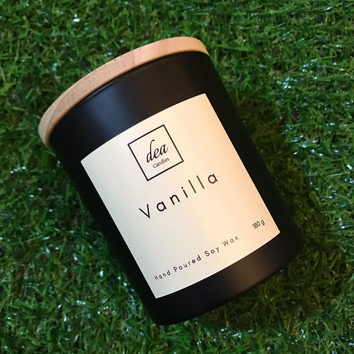 Dea Hand Poured Soy Wax Candle Vanila Fragrance