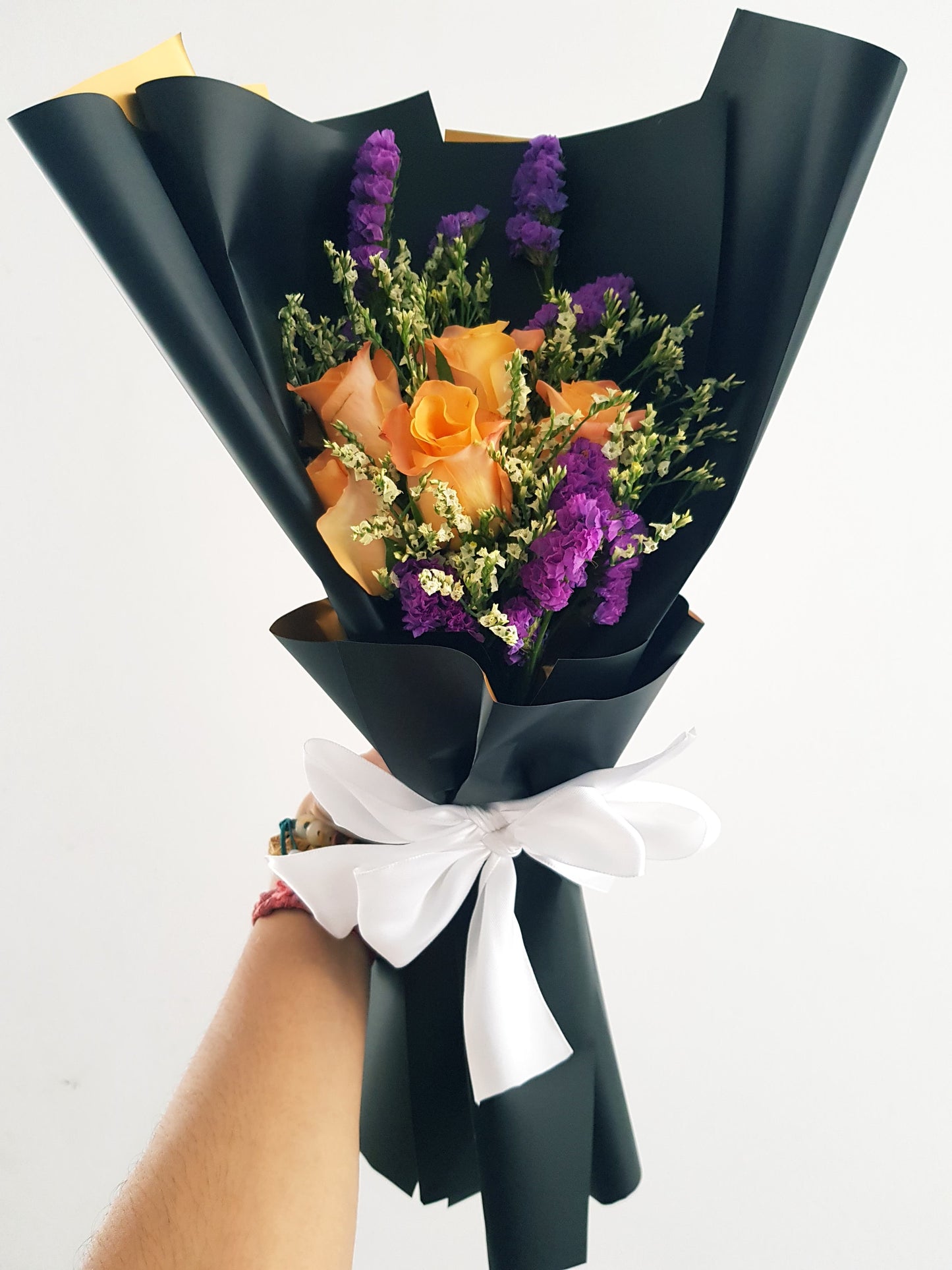 RAAJ - THE BLACK & BOLD BOUQUET