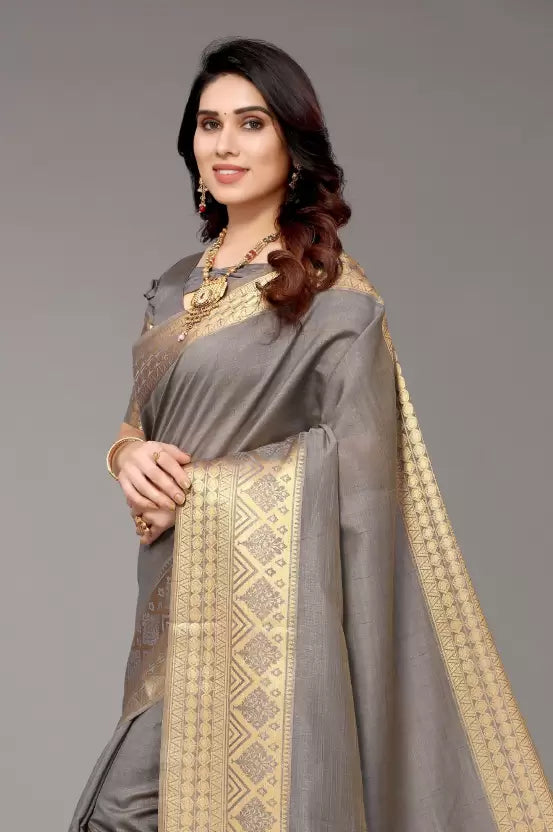 Banarasi Cream Saree