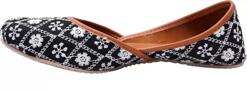 Chiken Work Jutti For Women