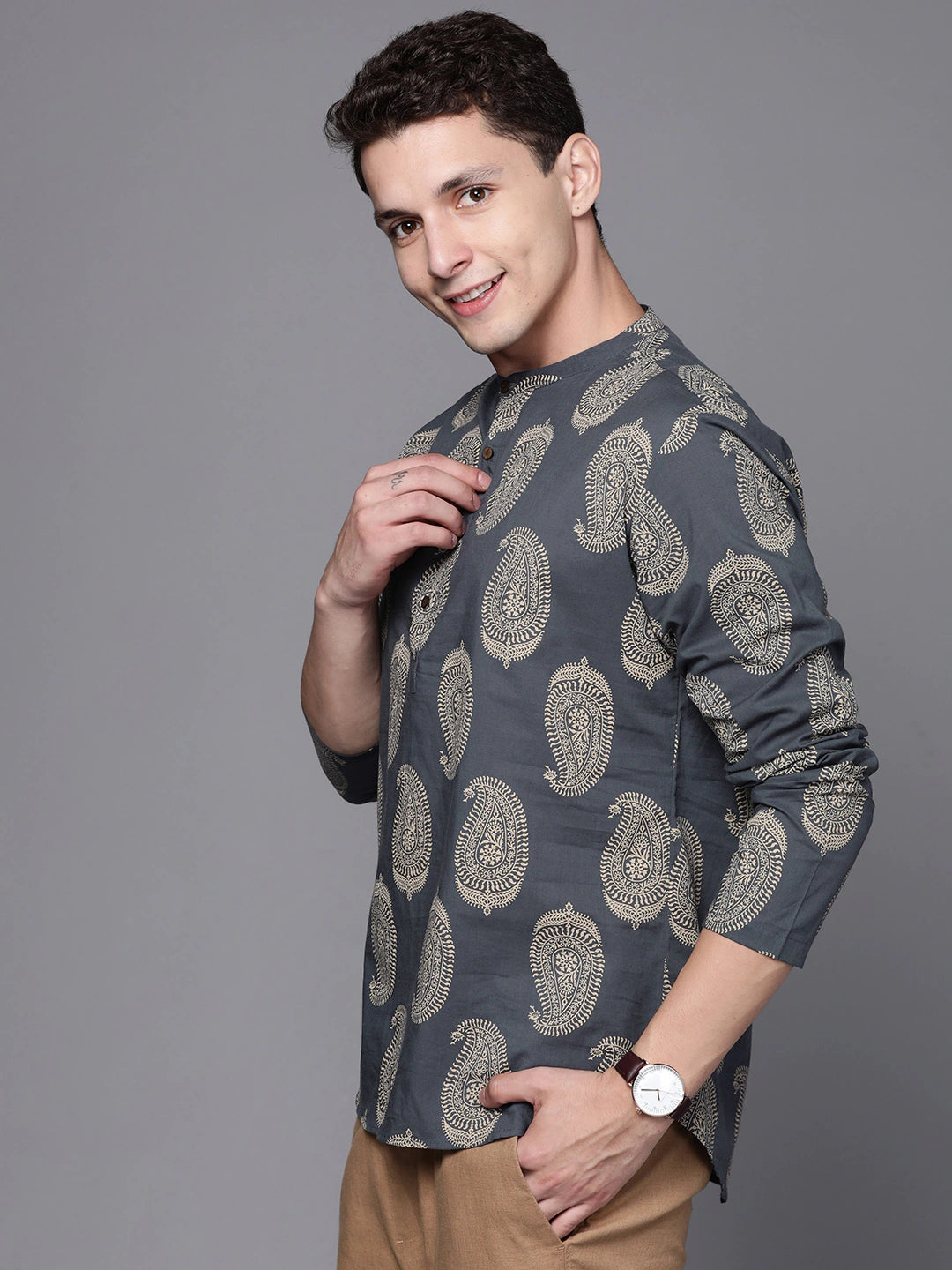 Men Grey Cotton Kalamkari Print Kurta