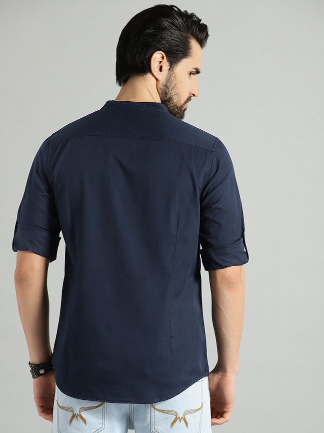 Men Regular Fit Solid Casual Shirt