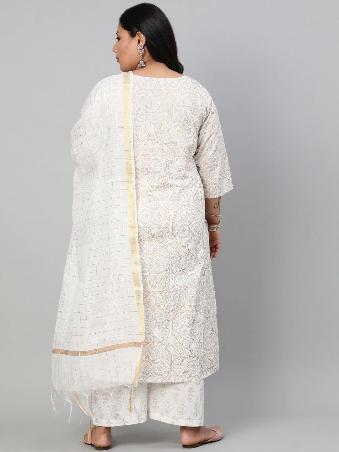 Plus Size Women Off White Pure Cotton Kurta Set