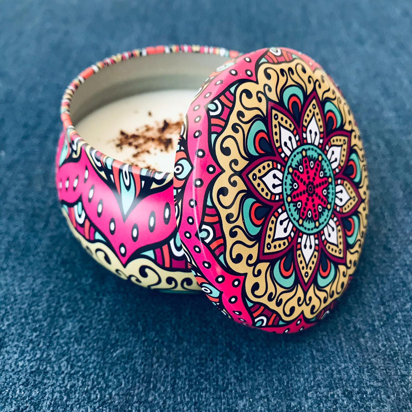 Sandalwood soy candle with added spices
