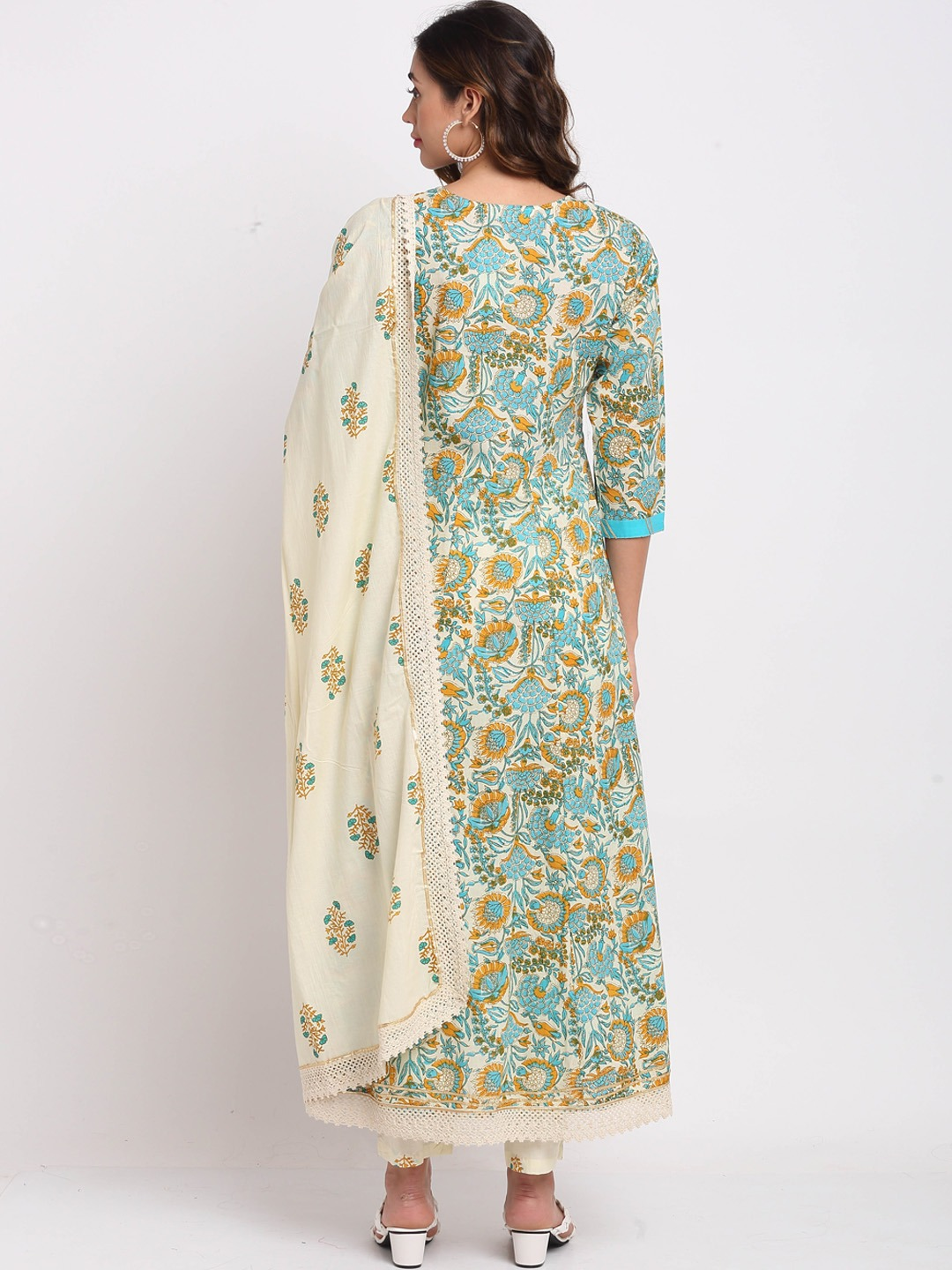 Women Beige Floral Printed Cotton Kurta Set