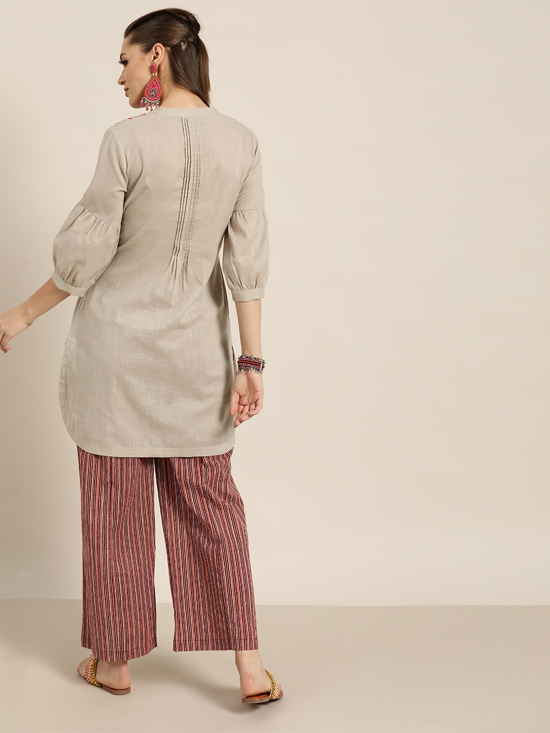 Women Beige Pure Cotton Embroidered Kurta Set