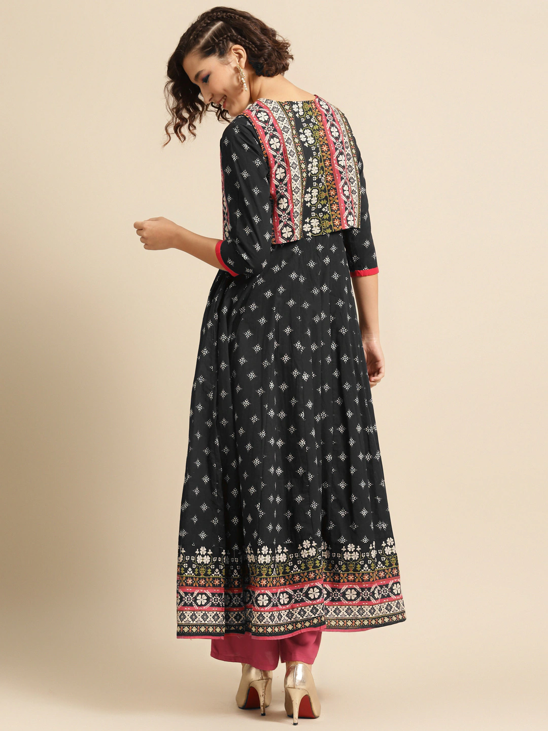 Women Black Printed Anarkali Kurta & Waistcoat