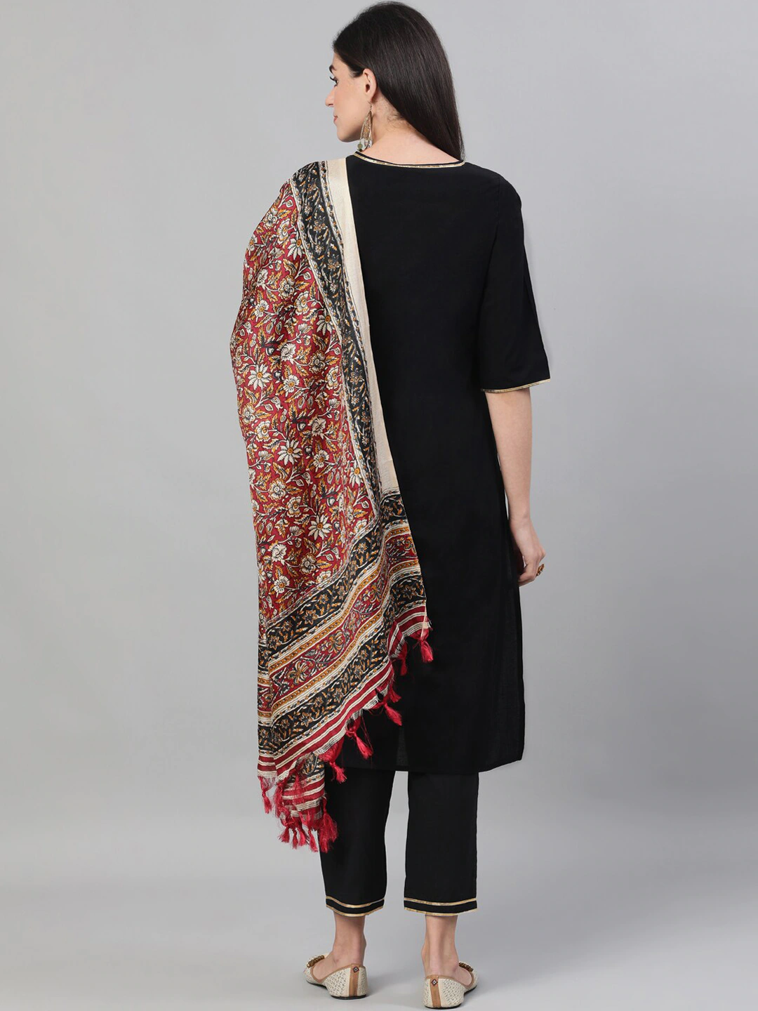 Women Black Straight Pure Cotton Kurta Set