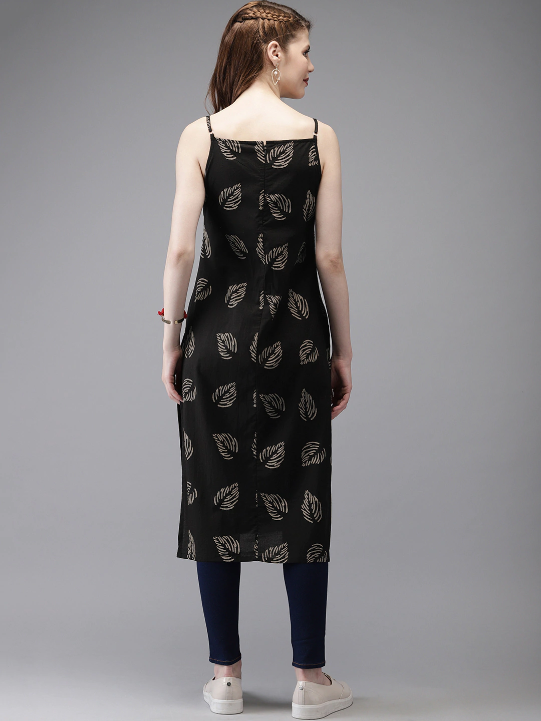 Women Black Printed Straight Kurta