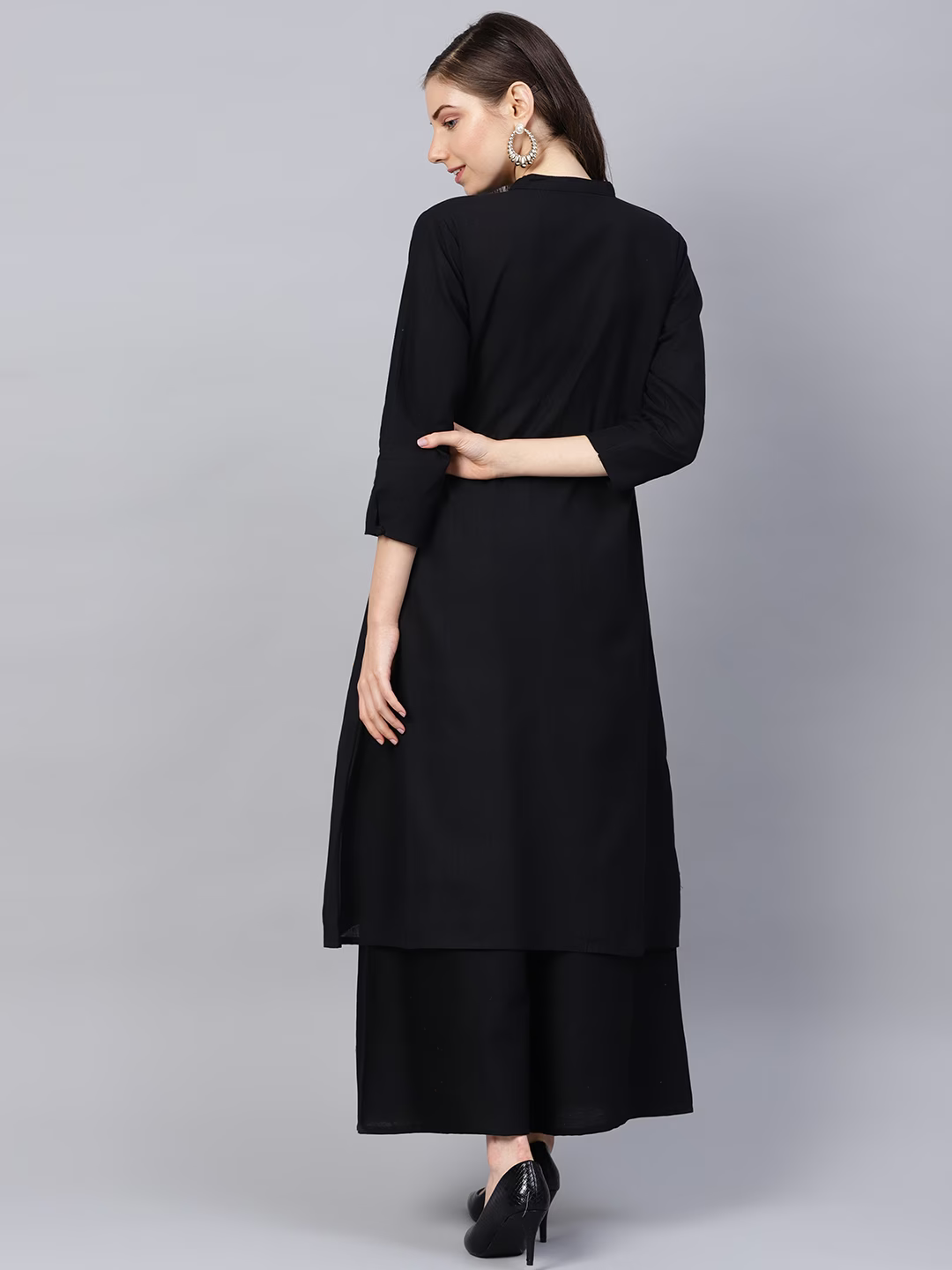 Women Black Solid Kurta with Palazzos