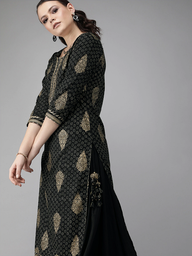 Women Printed Sequinned Kurta with Sharara