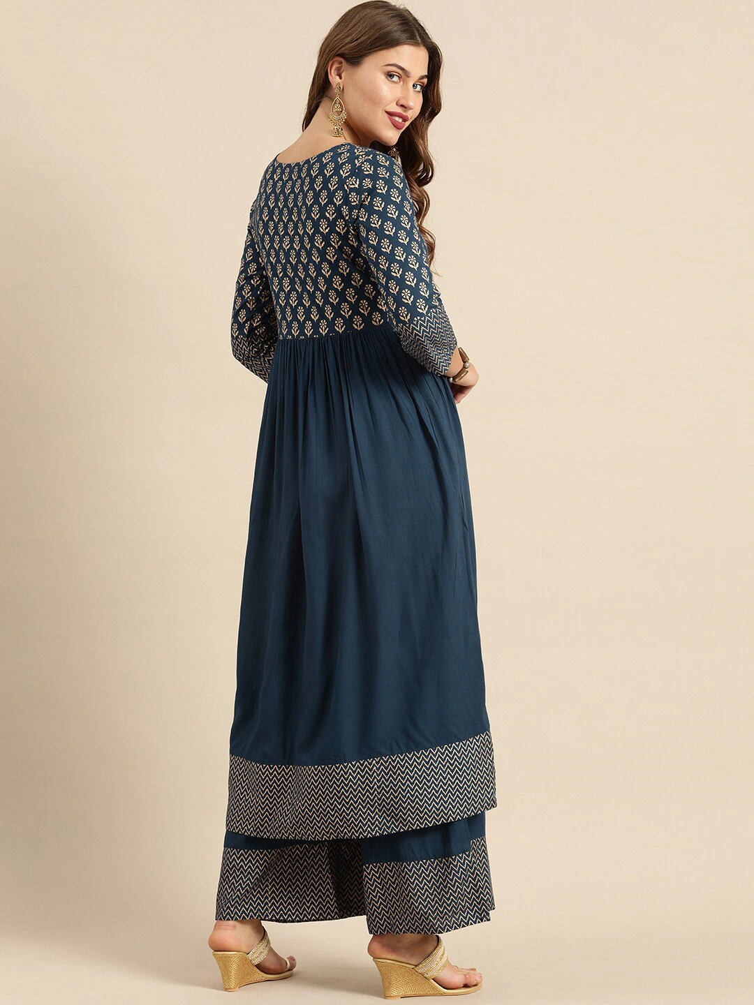 Women Blue Ethnic Motifs Printed Kurta Set