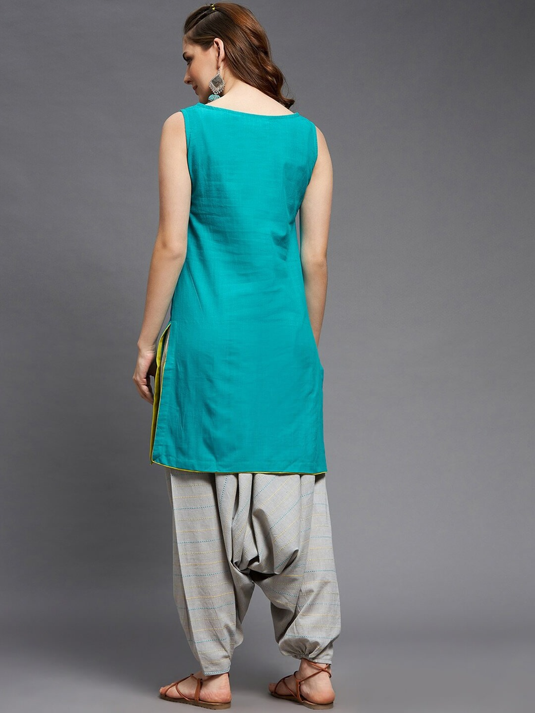 Women Blue Floral Printed Cotton Kurta Set