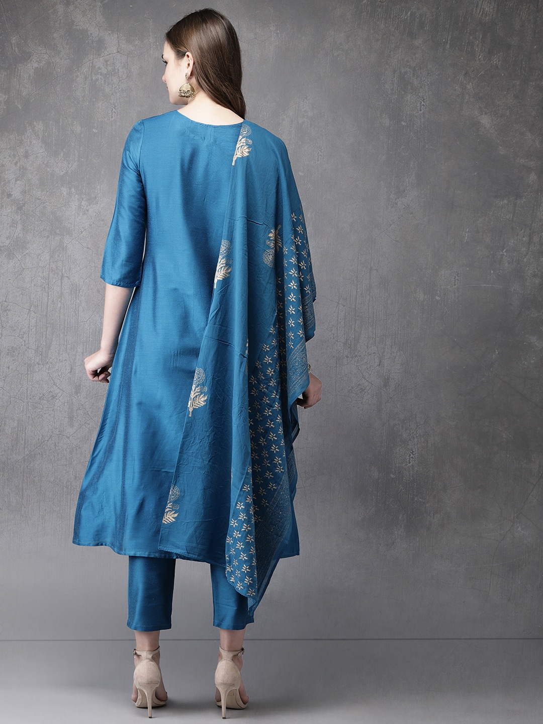 Women Blue Printed Kurta Set