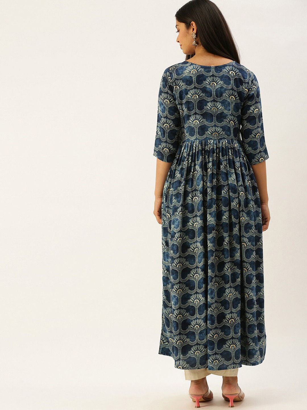 Women Blue & Beige Anarkali Kurta