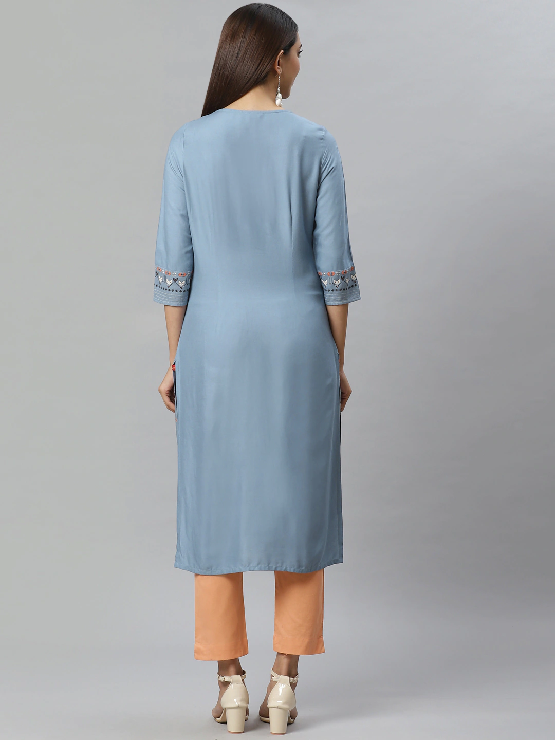 Women Blue & Black Printed Straight Kurta