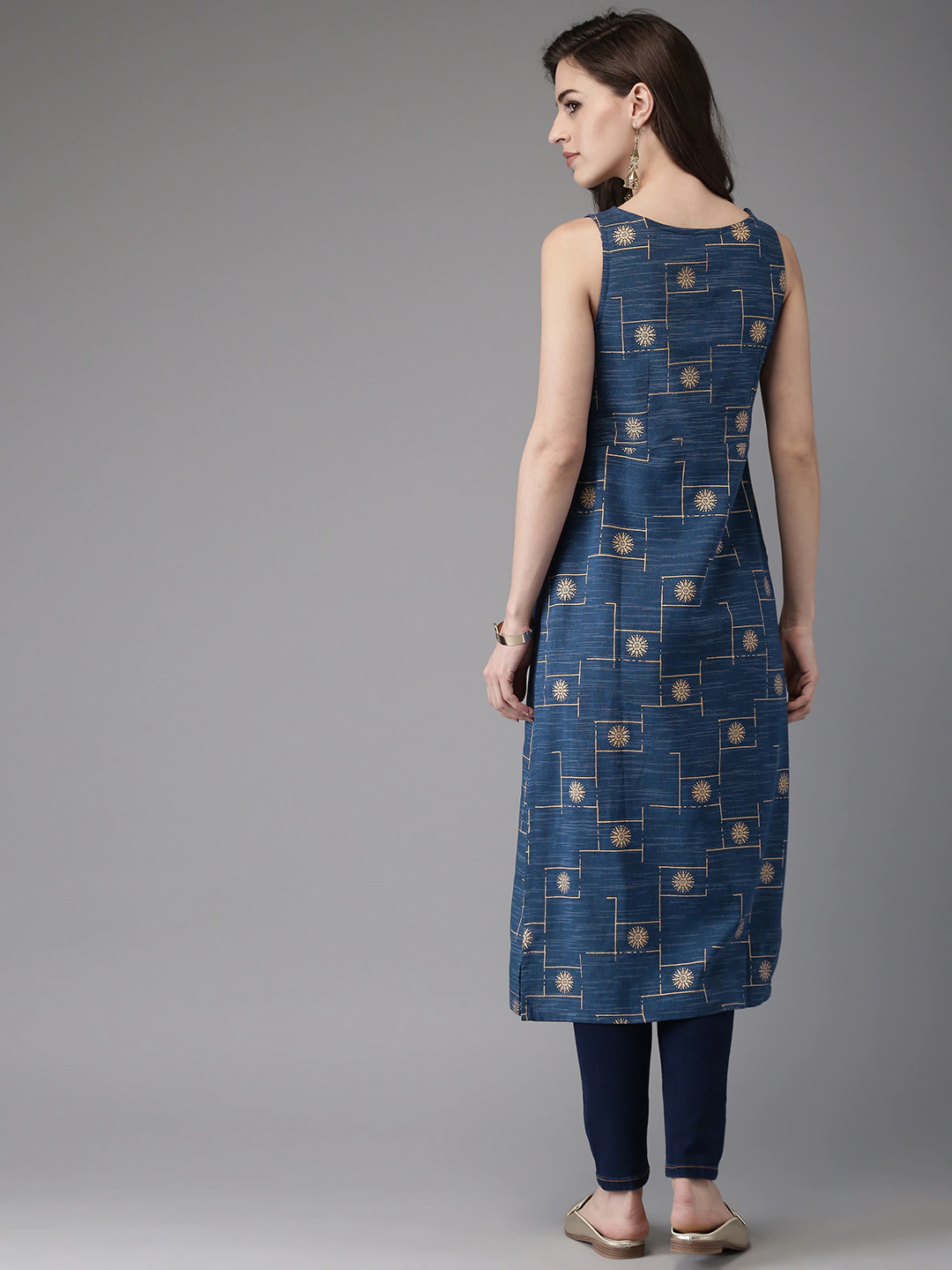 Women Blue & Gold-Toned Printed Straight Kurta