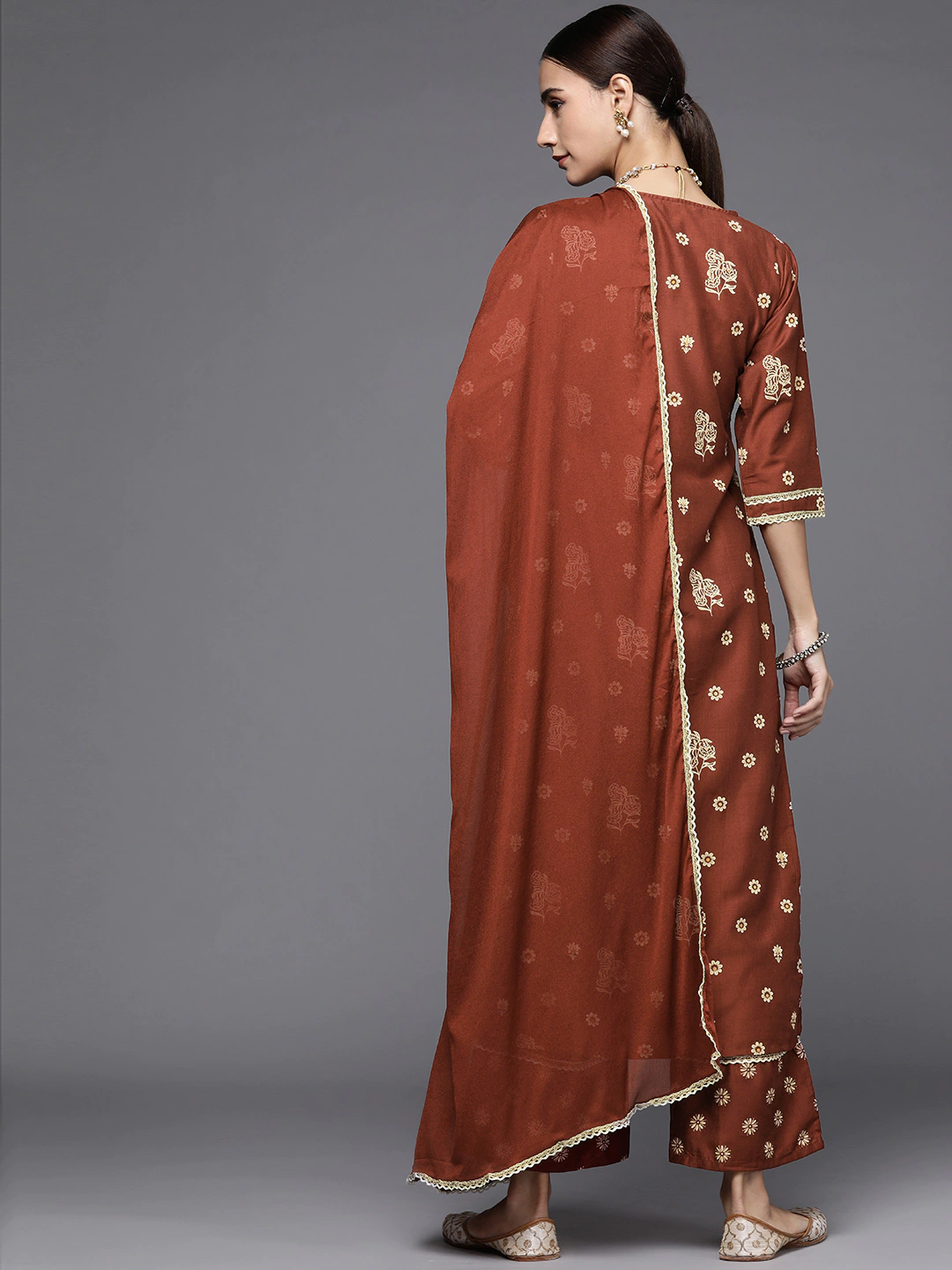 Women Brown & Off-White Kurta Set