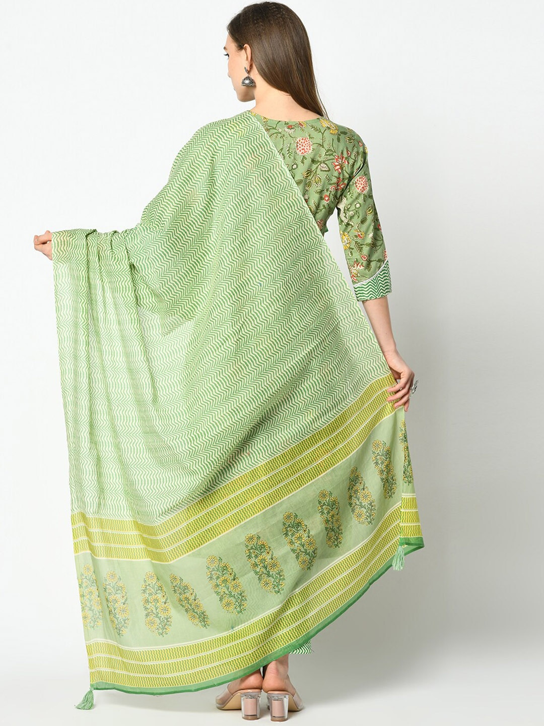 Women Green Printed Kurta Set