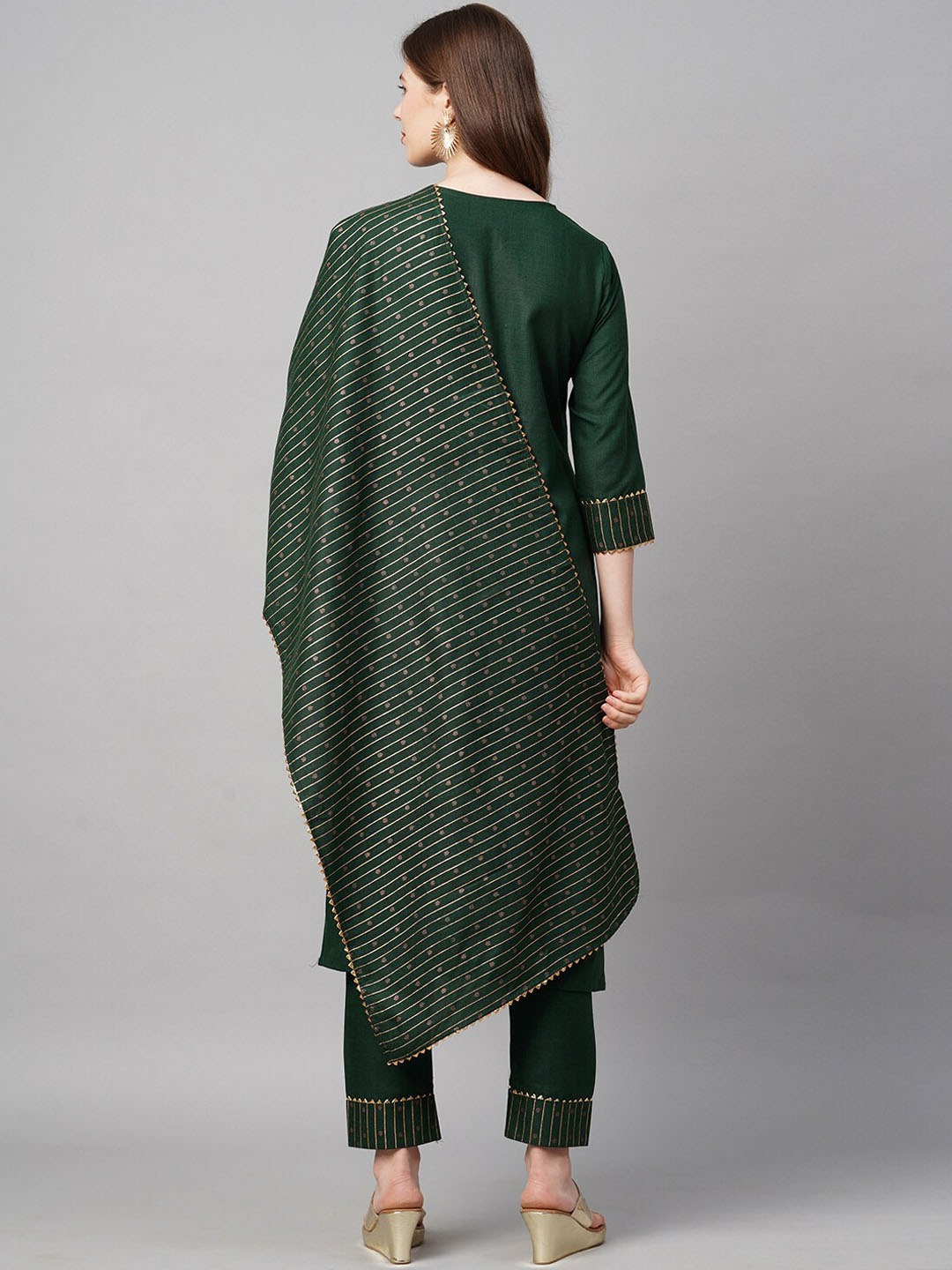 Women Green Yoke Design Kurta Set