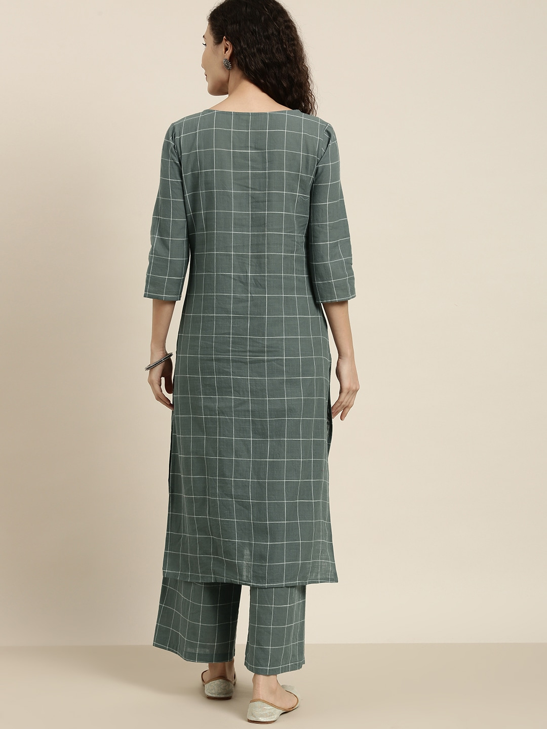 Women Green & Cream-Coloured Kurta Set