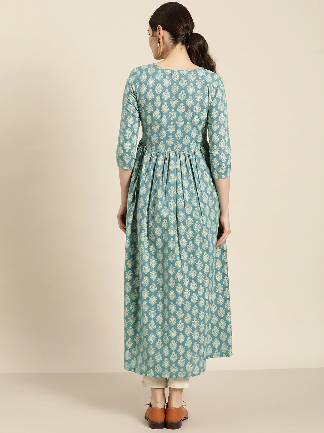 Women Green & Off-White Kurta Top