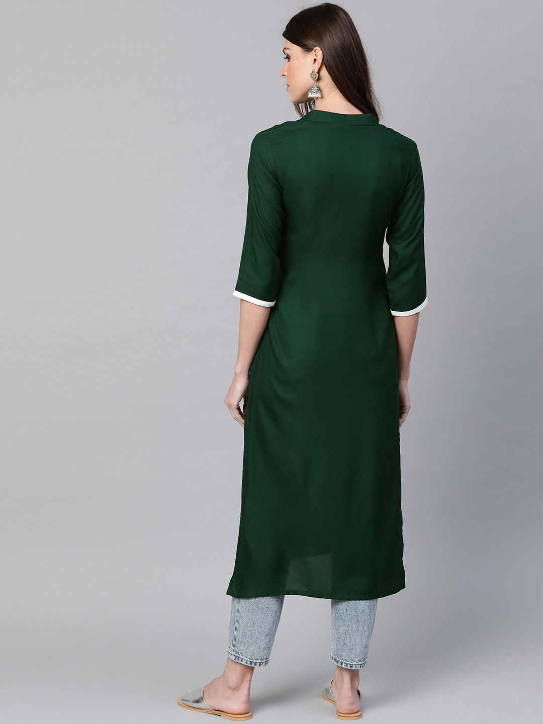 Women Green & Off-White Straight Kurta