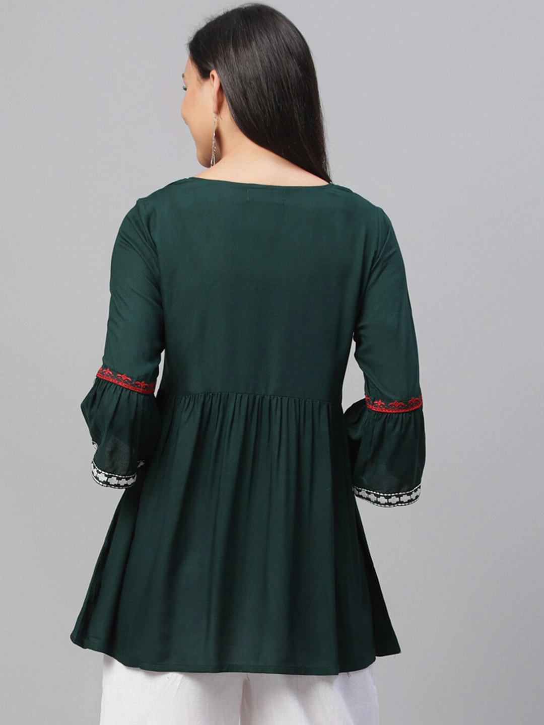 Women Green & Red A-Line Kurti