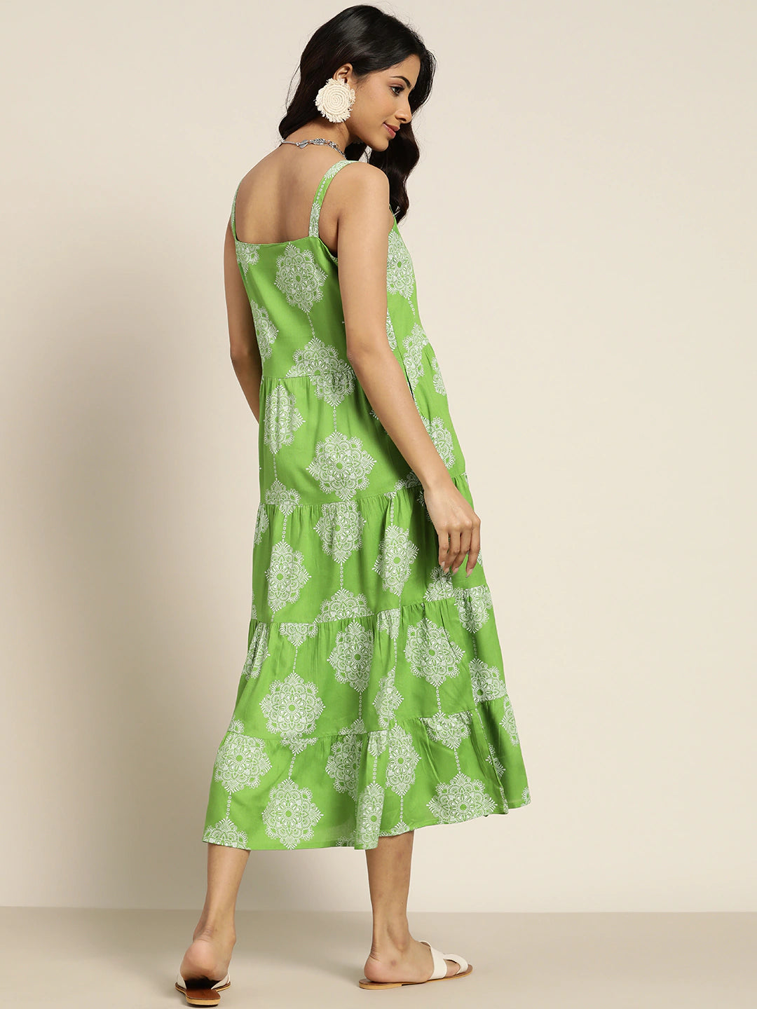 Women Green & White Motifs Printed A-Line Dress