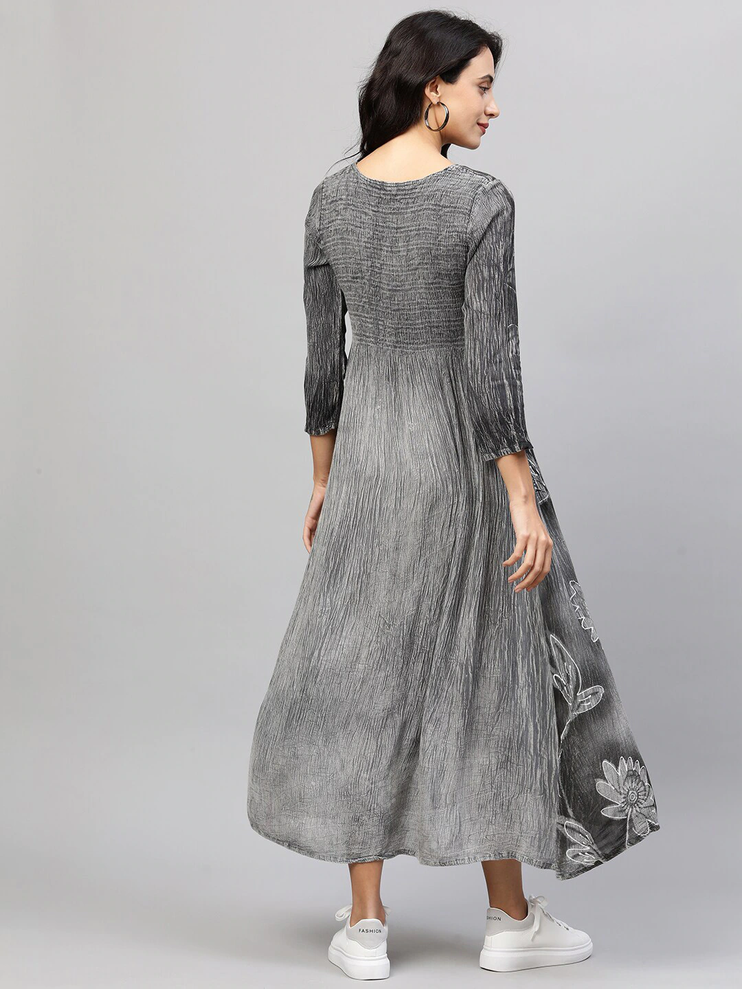 Women Grey Floral Printed Crepe Dress