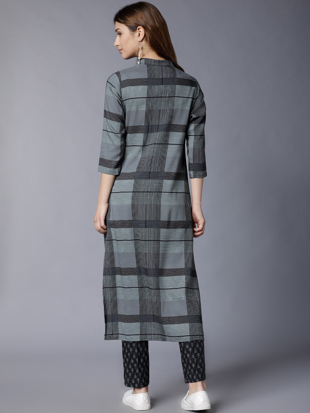 Women Grey & Black Printed Kurta Set