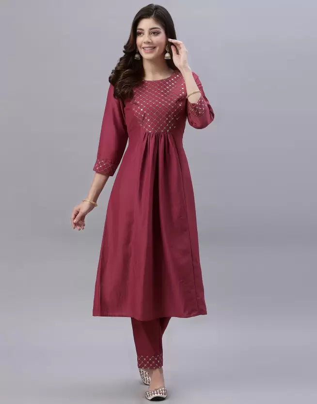 Women Kurta Pant And Dupatta Set Silk Blend