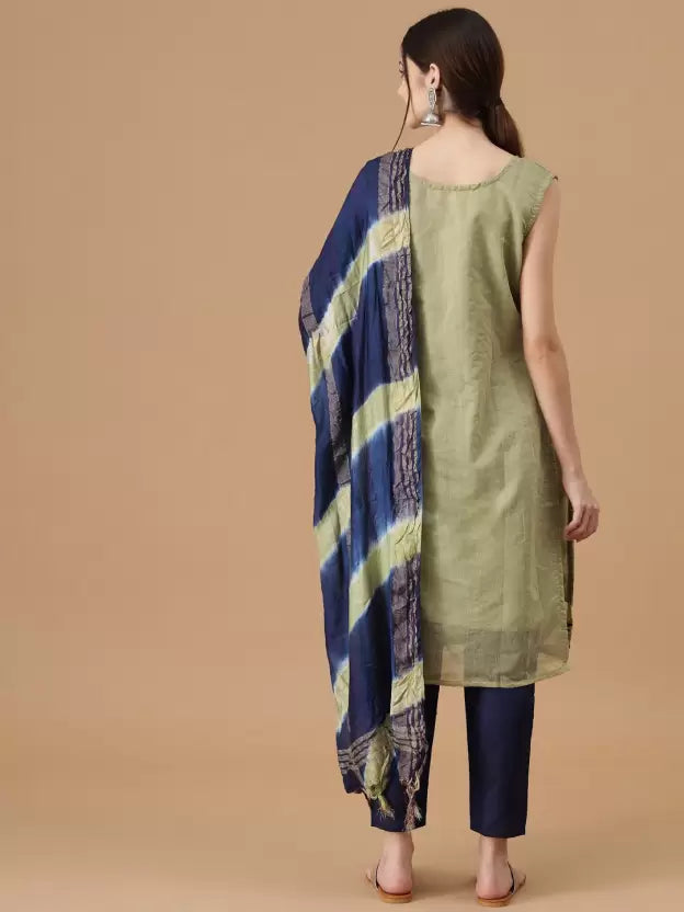 Women Light Green Cotton Silk Kurta set