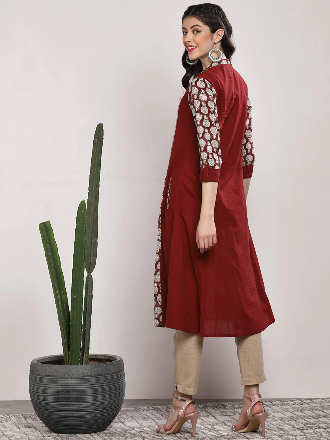 Women Maroon & Beige Printed Kurta Top