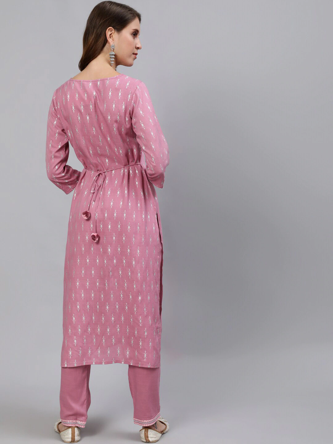 Women Mauve Ethnic Motifs Yoke Design Kurta Set