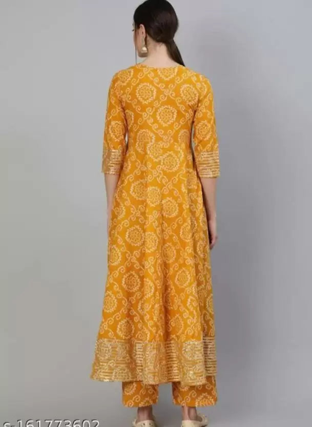 Women Mustard Viscose Rayon Kurta set with Dupatta